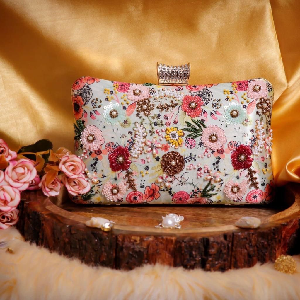 HIGHLIGHTED PRINT EMBROIDERED PURSES
