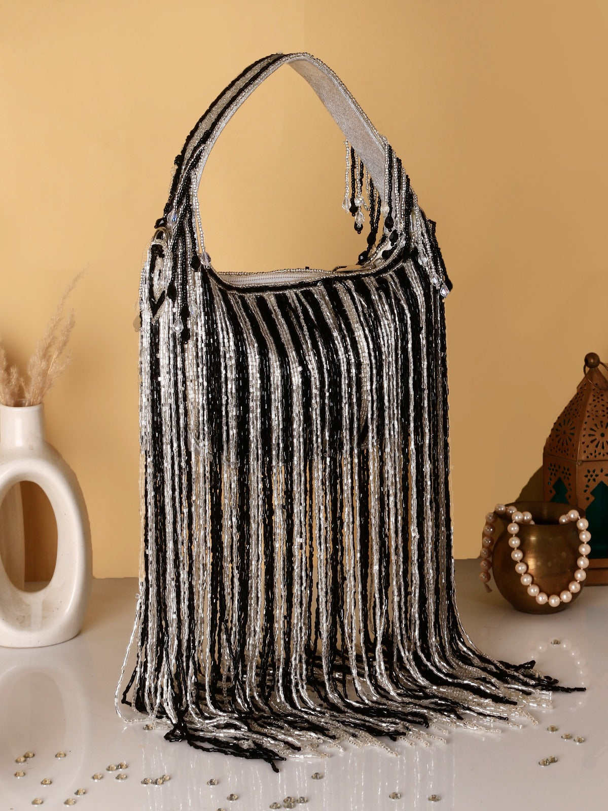 GLAM FRINGE BAG