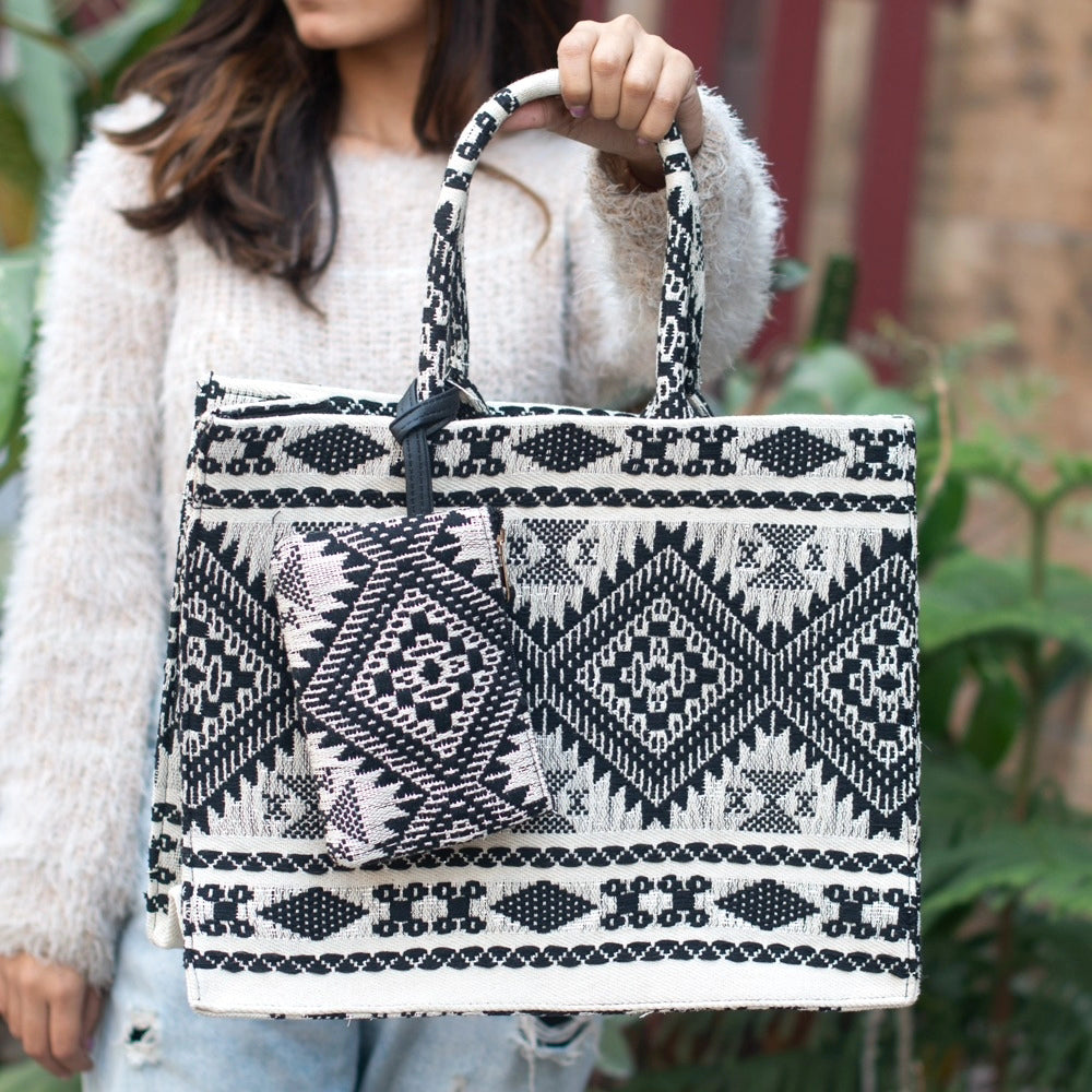 PRINTED TOTE