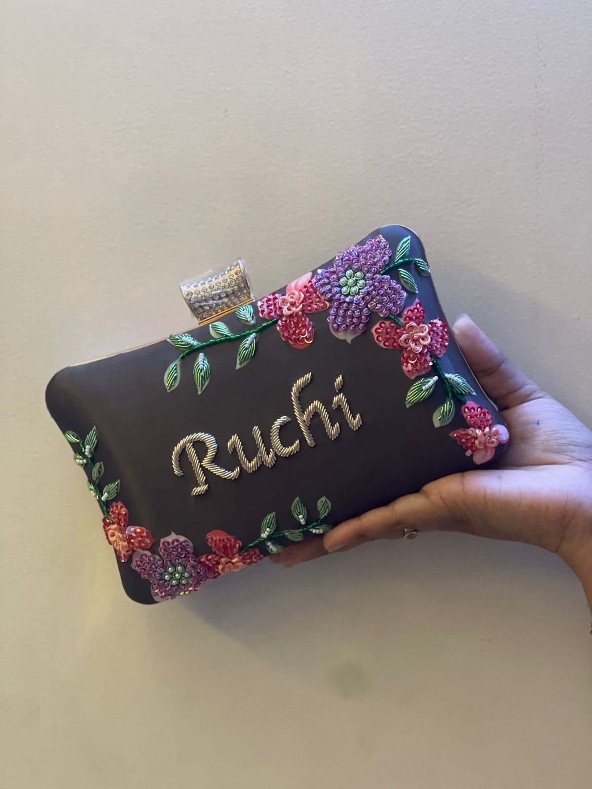 EMBROIDERED NAME PURSES