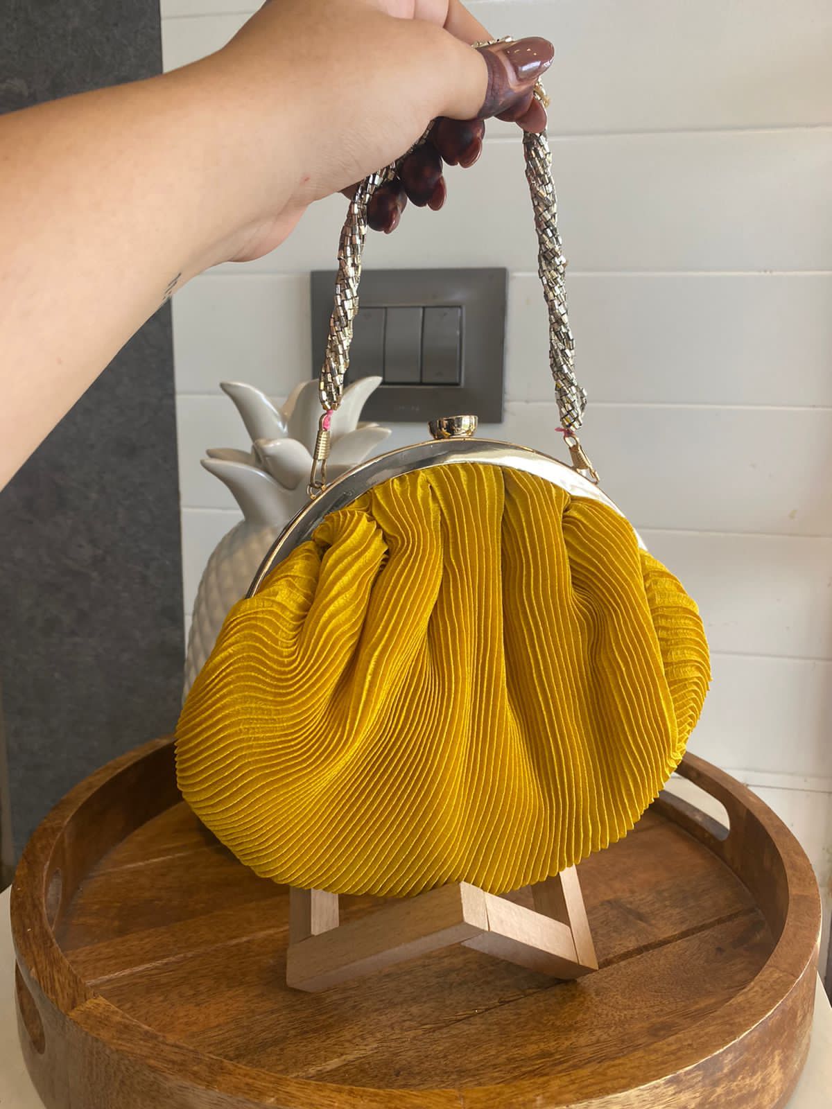 PLEATED SOLID COLOR PURSES