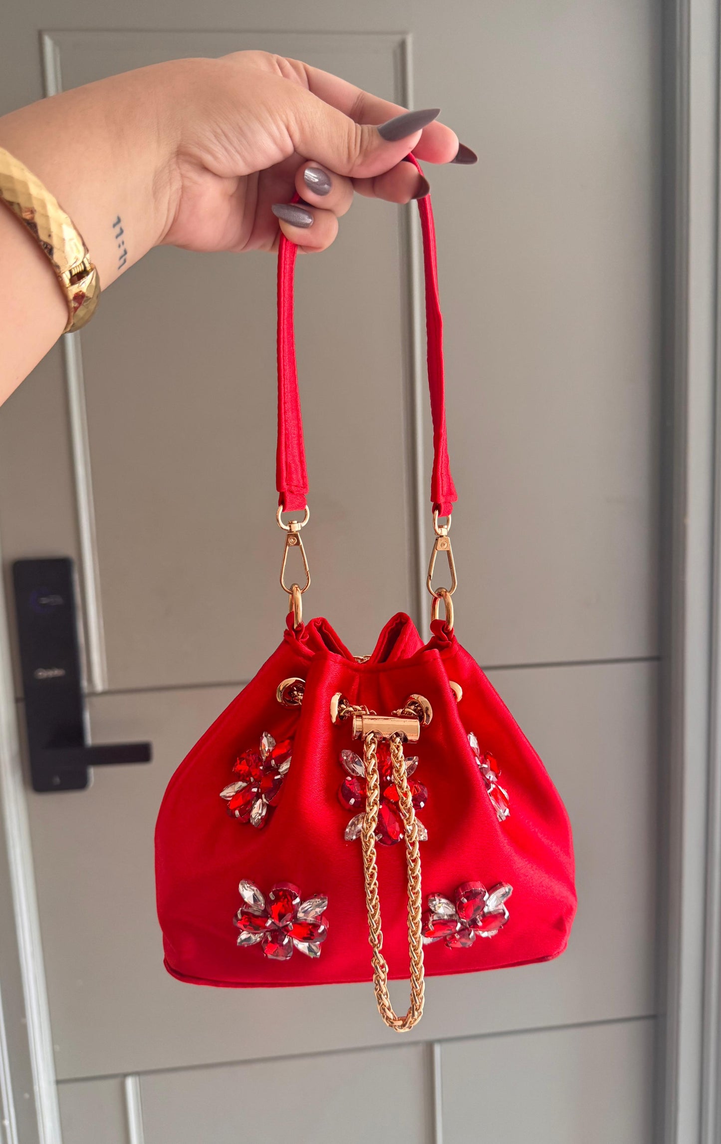 CRYSTAL BLOOM BUCKET BAGS