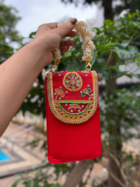 GOTTA PATTI MOBILE SLING