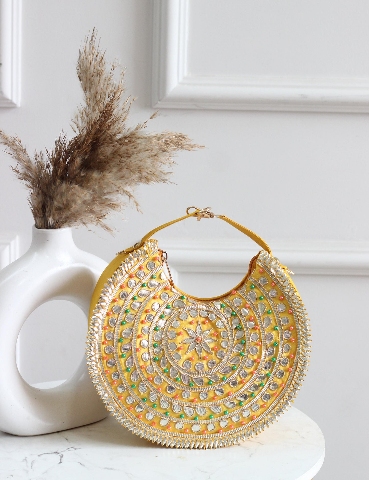 GOTTA-PATTI CRESCENT BAGS