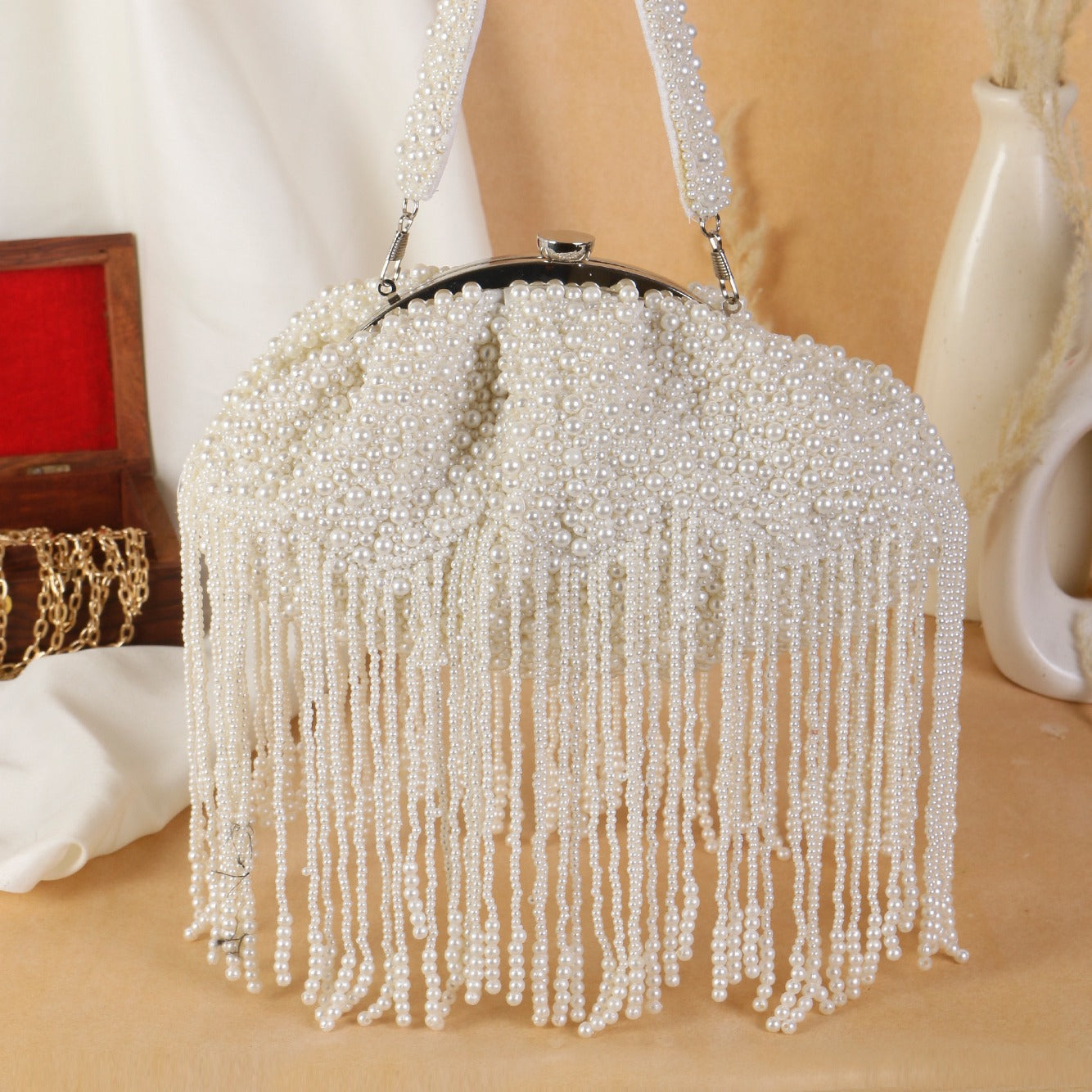 PEARL HALF MOON PURSE