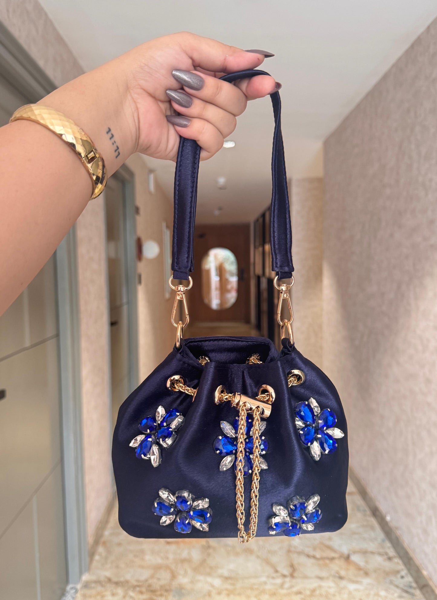 CRYSTAL BLOOM BUCKET BAGS
